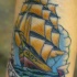 nave di amicizia tatuaggio colorato