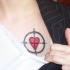 Le tatouage de cœur en hausse
