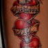 tre cuori in pugnale tatuaggio