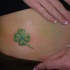 piccolo quadrifoglio fortunato tatuaggio