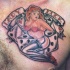 Donna pinup con dadi tatuaggio