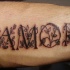 el tatuaje de la palabra 
