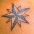 Tatuaje de la estrella clásica estilo marítimo