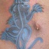 Pantera tatuaggio con inchiostro blu