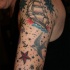 Tema náutico tatuaje en color en la manga