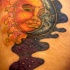 Sol y luna tatuaje en color