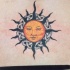 Tatuaje de la imagen del sol con tracería tejida