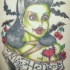 Tatuaje la señora-zombi con murciélagos