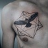 Winziges schwarzes Brust Tattoo von Adler mit geometrischen Figuren