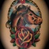 Tatuaggio classico il cavallo & le rose