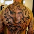 Tatuaje en la espalda,  Medusa Gorgona horrorosa con cráneo humano