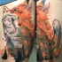 Tatuaje en el muslo, 
zorro alucinante, idea interesante