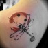 Aquarell Libelle Tattoo am Schulterblatt