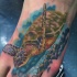 bellissima tartaruga marina galleggia tatuaggio sul piede