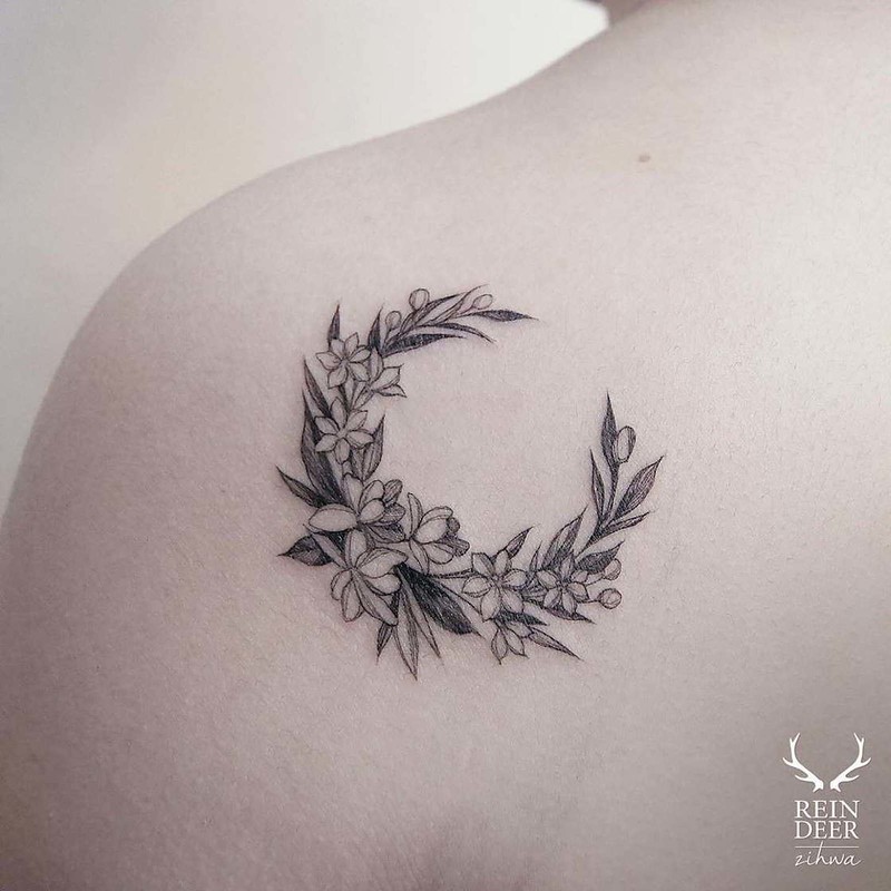 Tiny linework shoulder tattoo of cute flowers by Zihwa