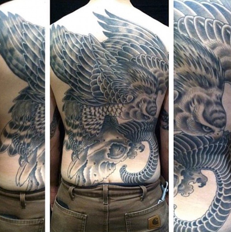 Unbelievable large black and white eagle tattoo on whole back