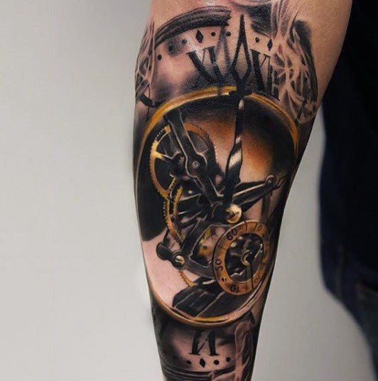 Unbelievable very detailed mechanic old clock tattoo on arm