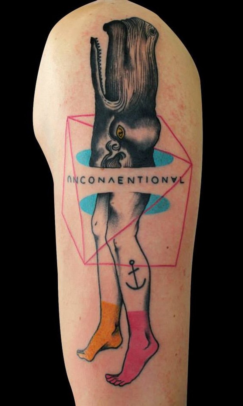 insolito colorato mezza balena mezza umana tatuaggio  con lettere a manicotto