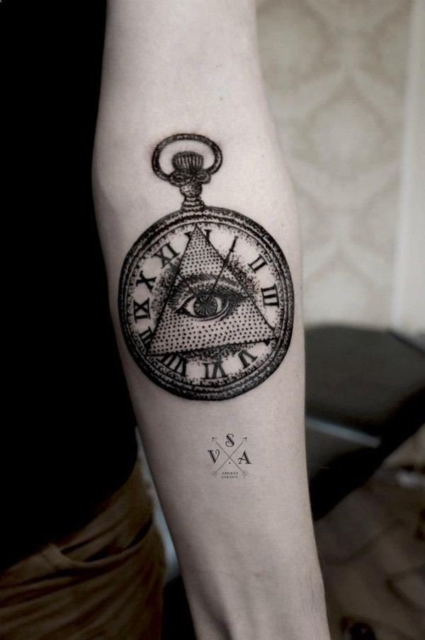 Ungewöhnliche schwarzweiße Illuminati Maori Tattoo am Unterarm