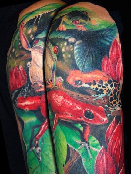 Wonderful coloured frogs tattoo on half sleeve tattoo