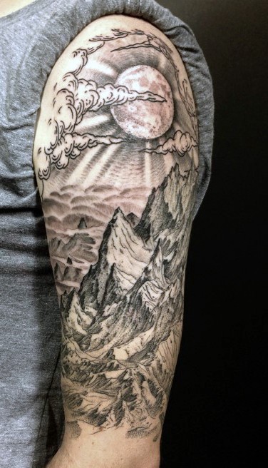 eccezionale mondo di  fantasia nero e bianco montagna a mezza manica tatuaggio